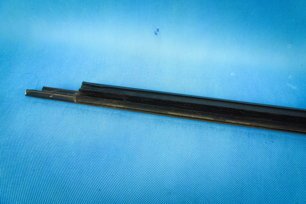 фото №6, Молдинг хромированная дверь задняя левый audi q5 sq5 8r 8r0853763f 2zz