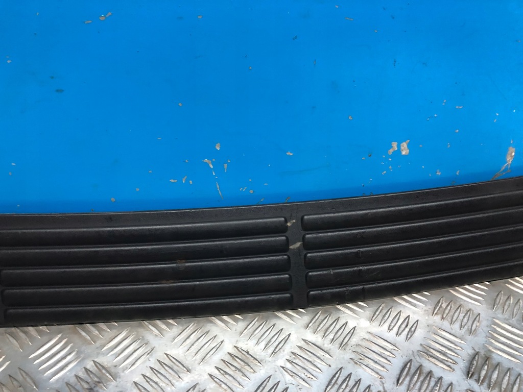 фото №8, Chrysler grand voyager iv lift молдинг бампера задняя задняя верхний 4857273aa