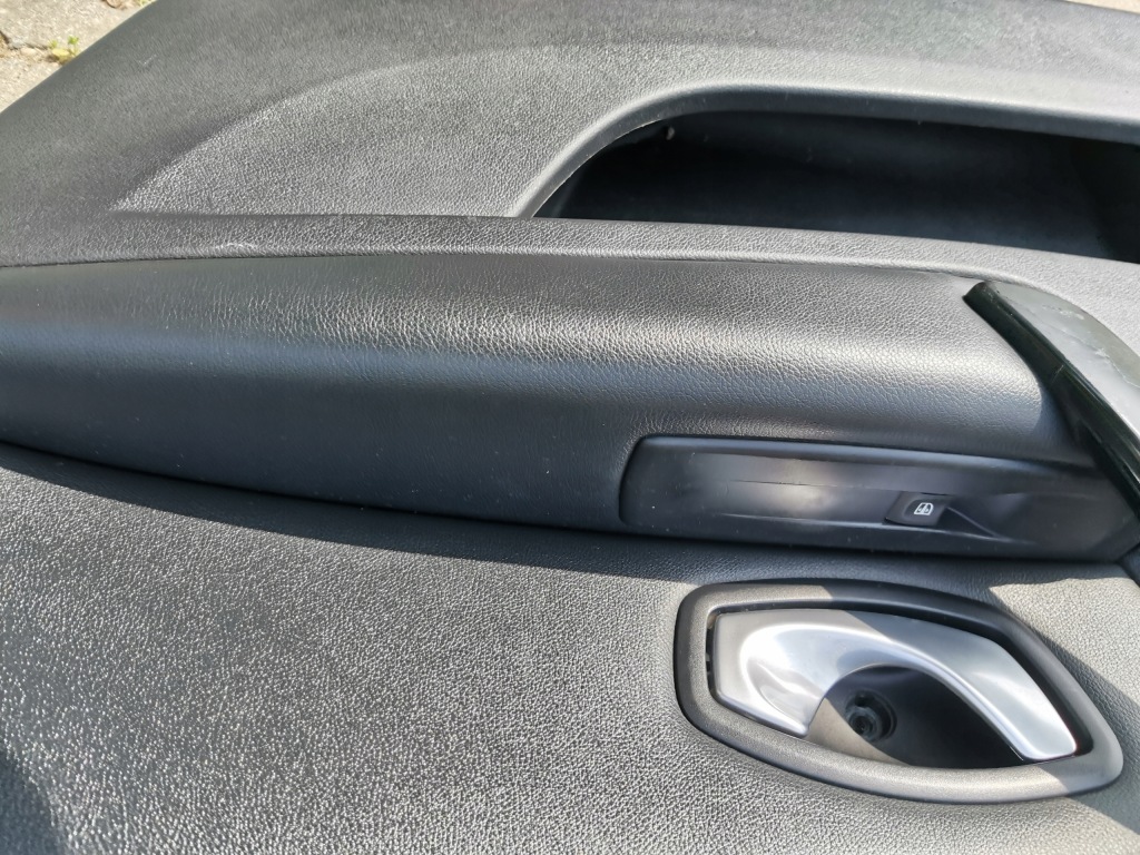 фото №9, Laguna iii шкіра обшивка двері правий перед