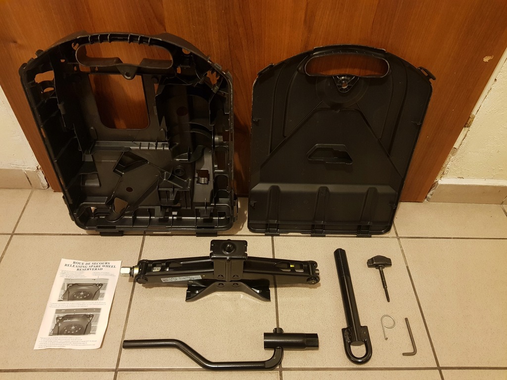 фото №1, Набір інструментів opel vivaro / r. trafic - касета