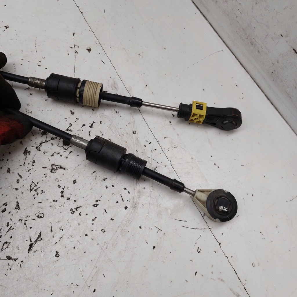 фото №9, Volvo v40 ii 2,0d домкрат выборщик переключения передач 31367579 31325593