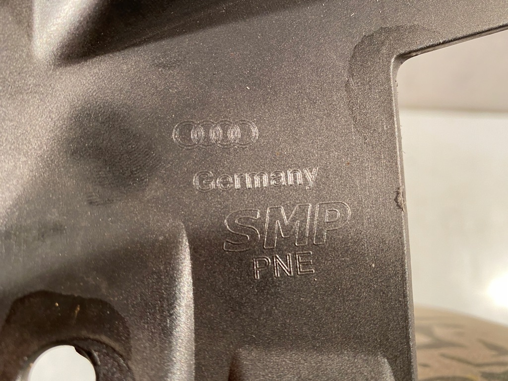 фото №9, Audi оригінальний номер 81a807521h