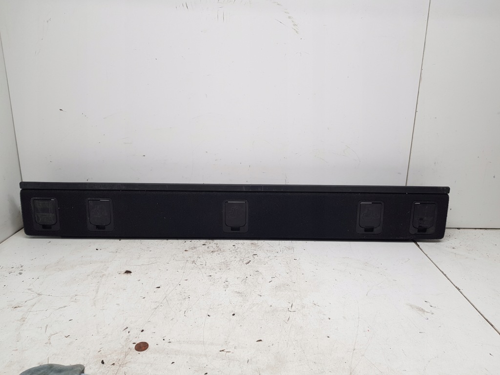фото №1, Hyundai i30 защита багажника 85712-2l000
