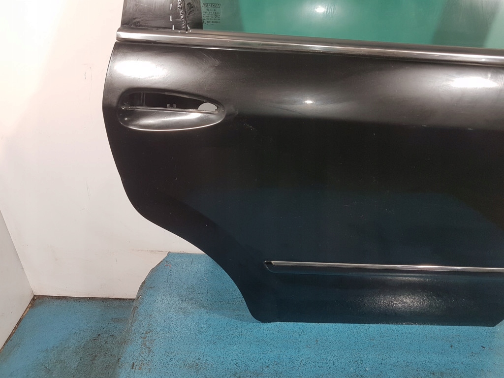 Fiat croma рестайлінг  двері задній праве 819 в Україні