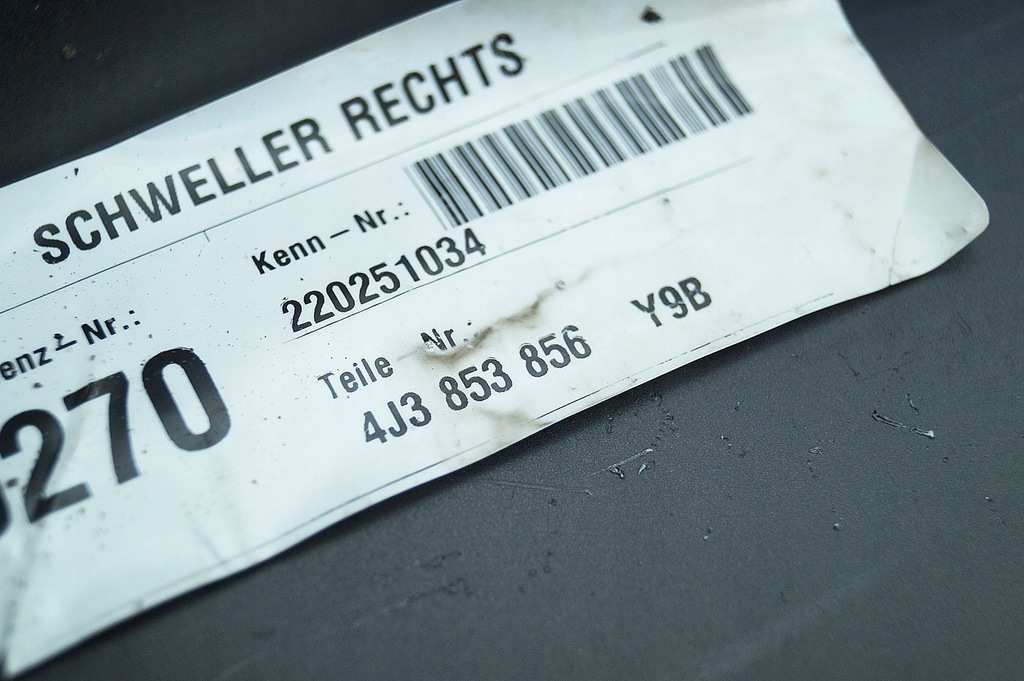 фото №7, Молдинг порог правая audi e-tron gt