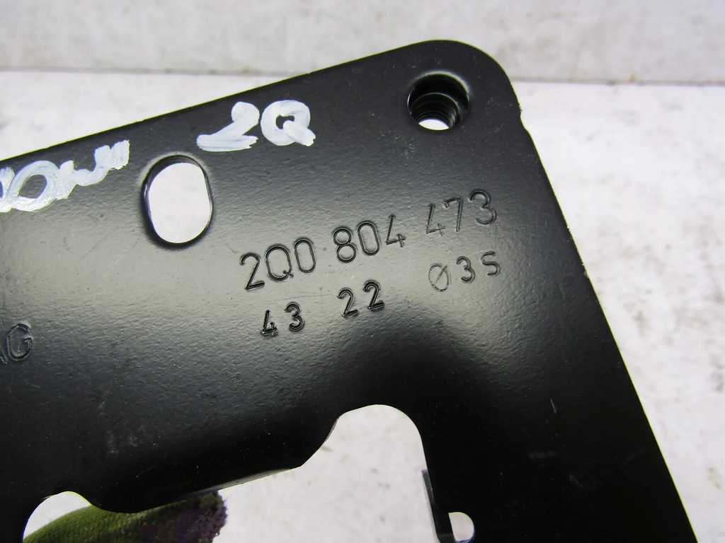 фото №7, Vw polo кронштейн лонжерон левый 2q0804473