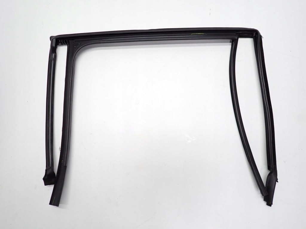 фото №2, Молдинг прокладка дверь правый задняя хром vw t-roc 20r