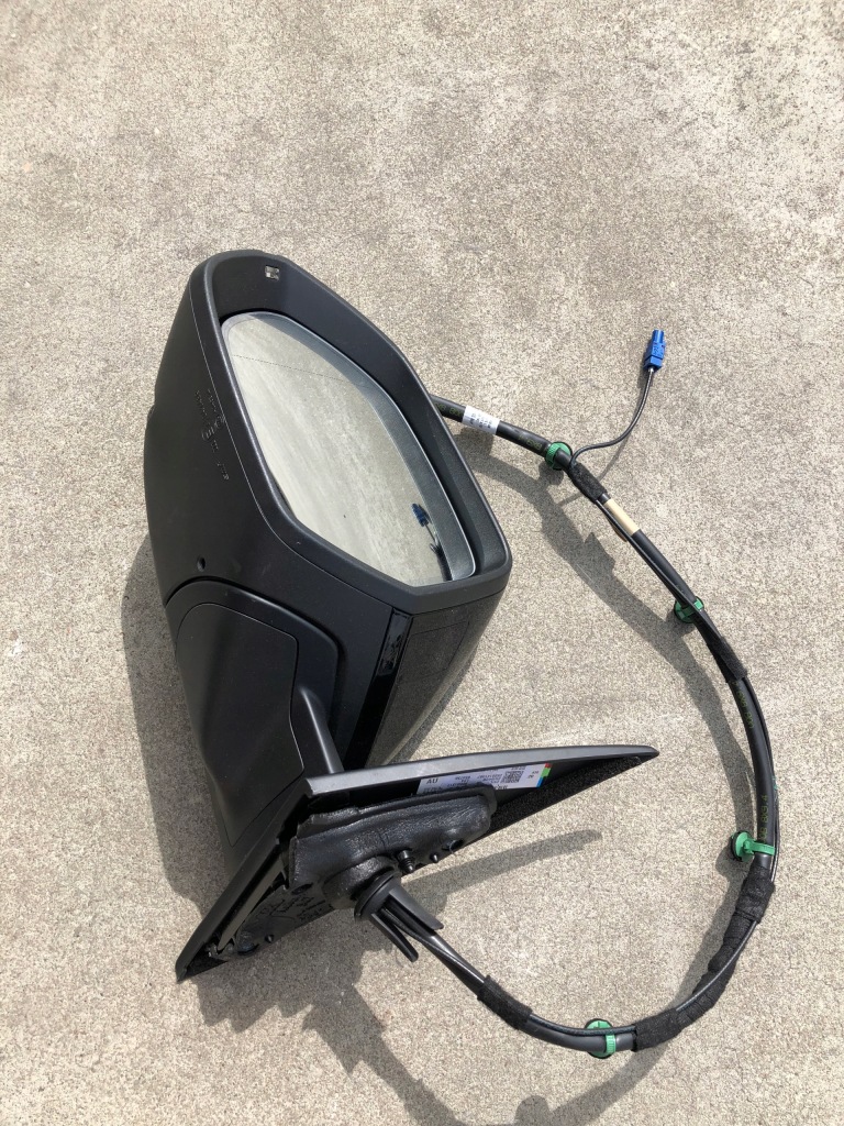 фото №1, Левая зеркало 4m8857409an audi q8 rsq8.....