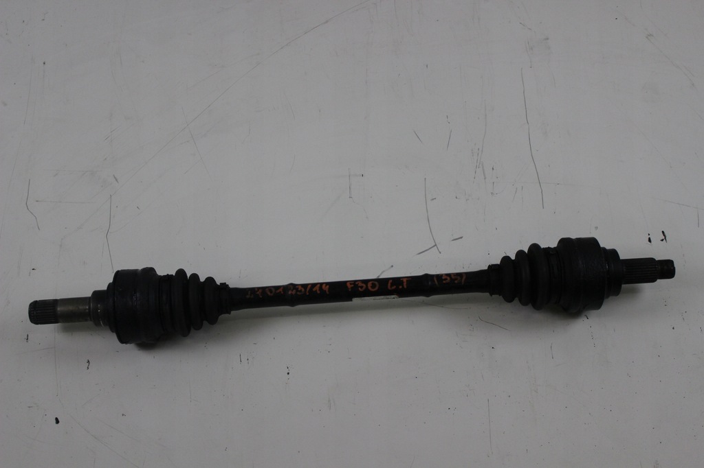 фото №1, Приводной вал левый задняя bmw f30 7597681 ai 04