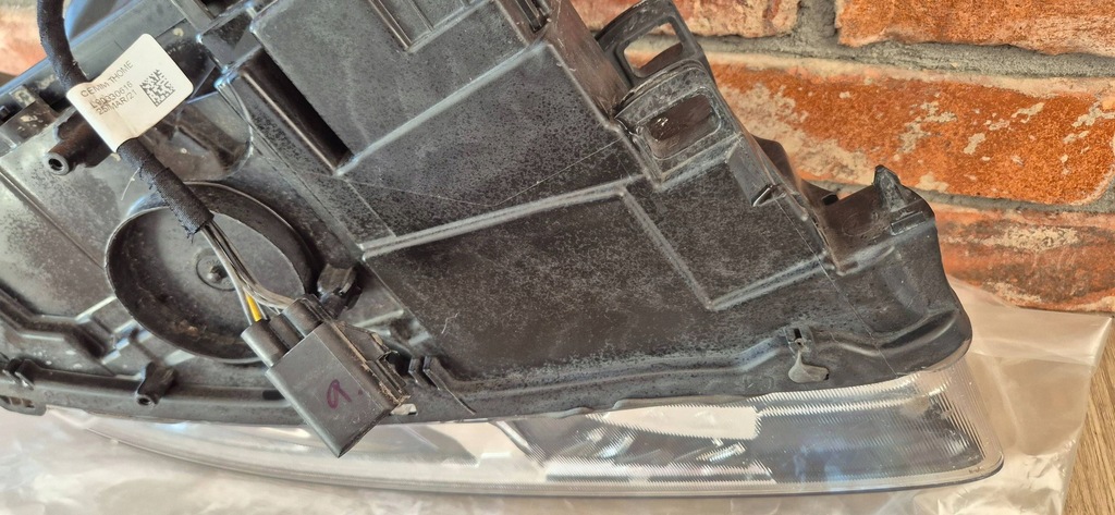 фото №13, Volvo s60 ii / v60 i lift 13-18 лампа левый перед обычная cała eu org