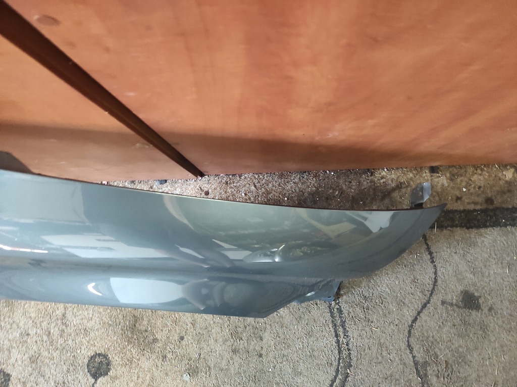 фото №13, Крила правий перед передній seat toledo iii 3 5p2 10.04-09.09r лак ls5v