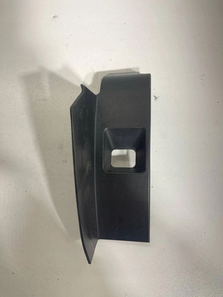 фото №1, Lexus rx 450h 2021 молдинг pod фара задняя