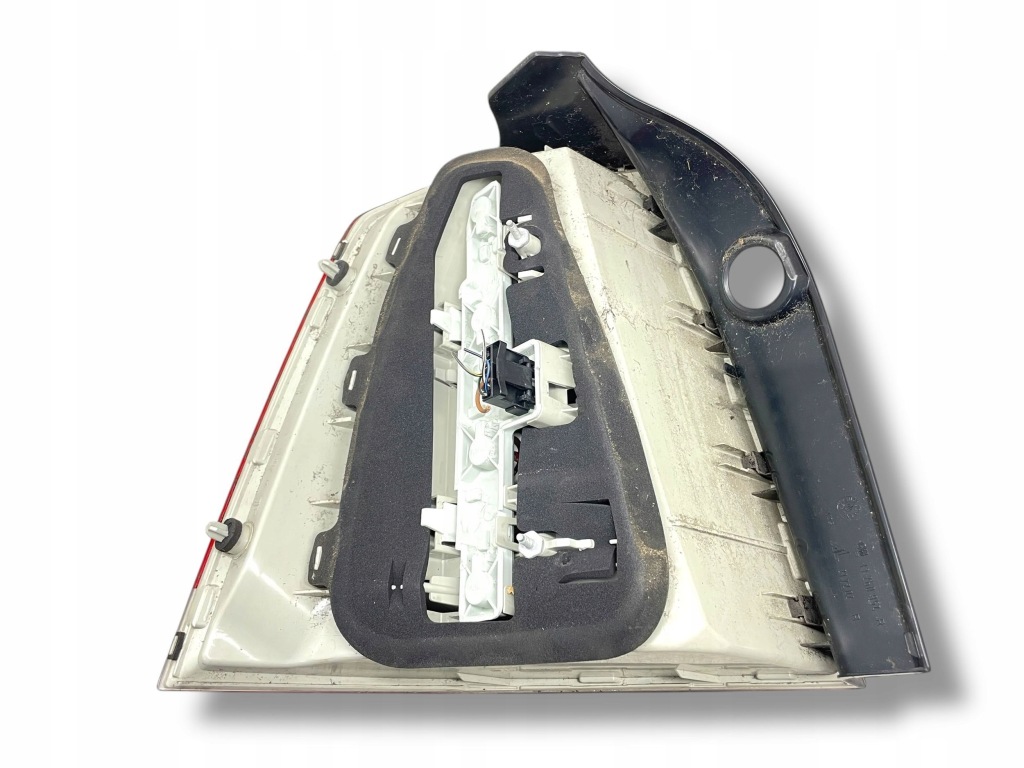 фото №10, Opel zafira b 2010 правая сторона лампа задняя