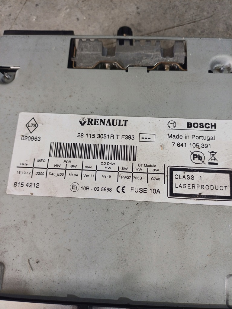 фото №3, Радио заводской renault megane iii nr. 281153051r