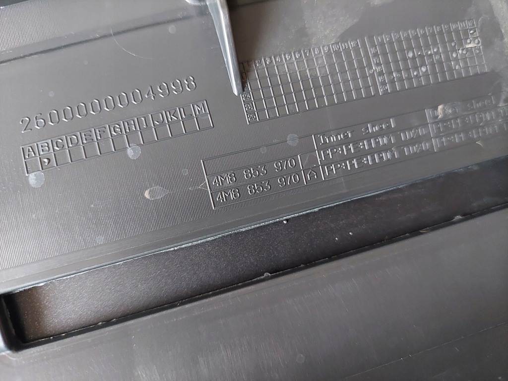 фото №12, Молдинг дверь - правый задняя - audi q8 - 4m8