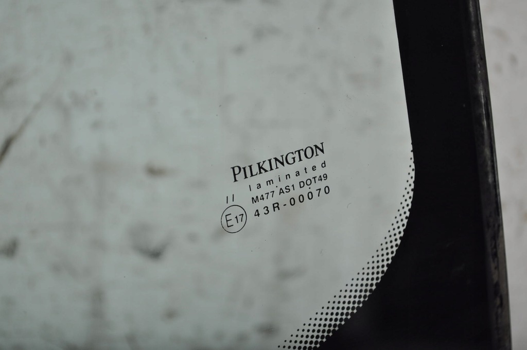 фото №6, Aston martin db9 стекло перед передняя лобовое