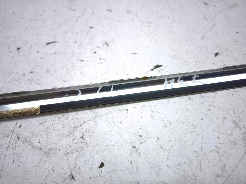 фото №7, Audi q7 4l 2006 молдинг скло бічний