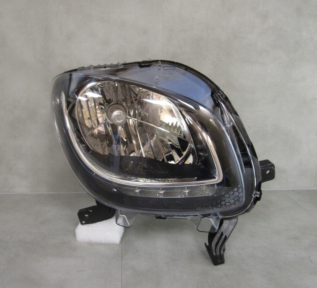 фото №1, Лампа перед smart forfour w453 обычная + led 14- rh a4539061301