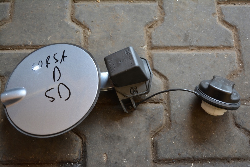 фото №1, Opel corsa d 5d кришка заливної пального z163