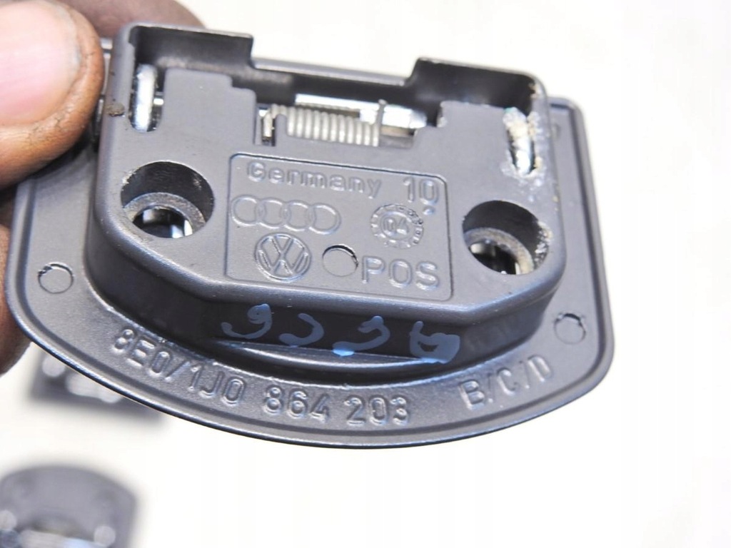 фото №6, Кронштейн кронштейн багажника audi a6 c6 1j0864203