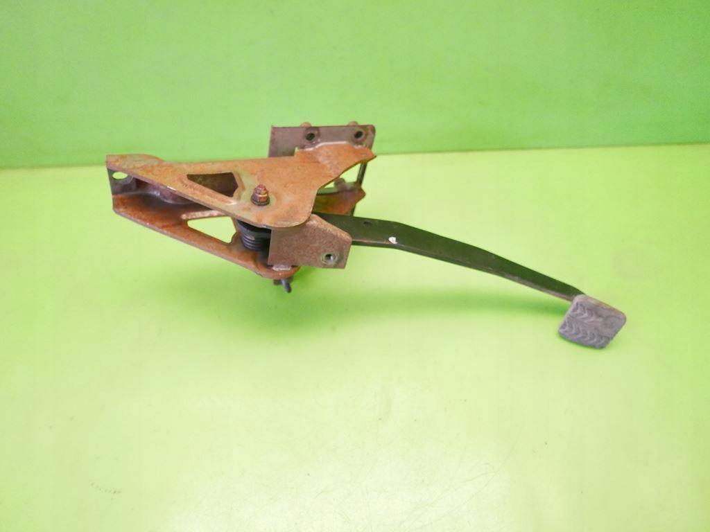 фото №5, Педали педаль тормоза kia carnival i 2.9 tdi 99-01