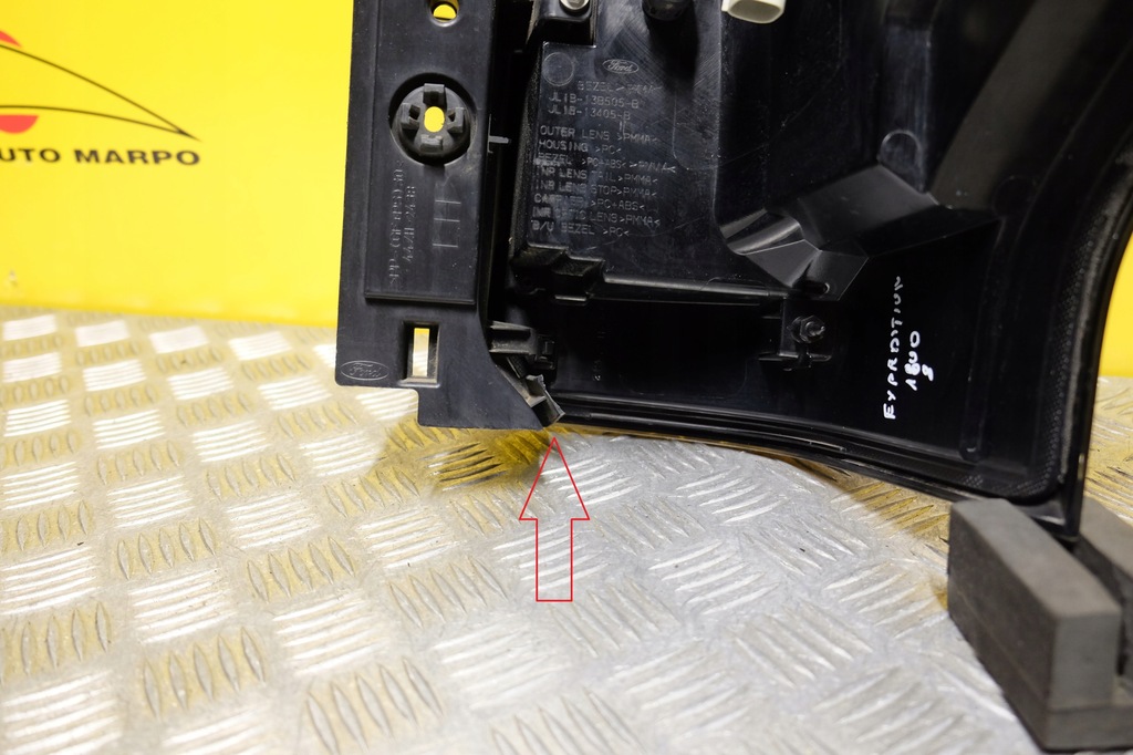 фото №15, Ford expedition hi u553 2018- лампа задня led ліва usa