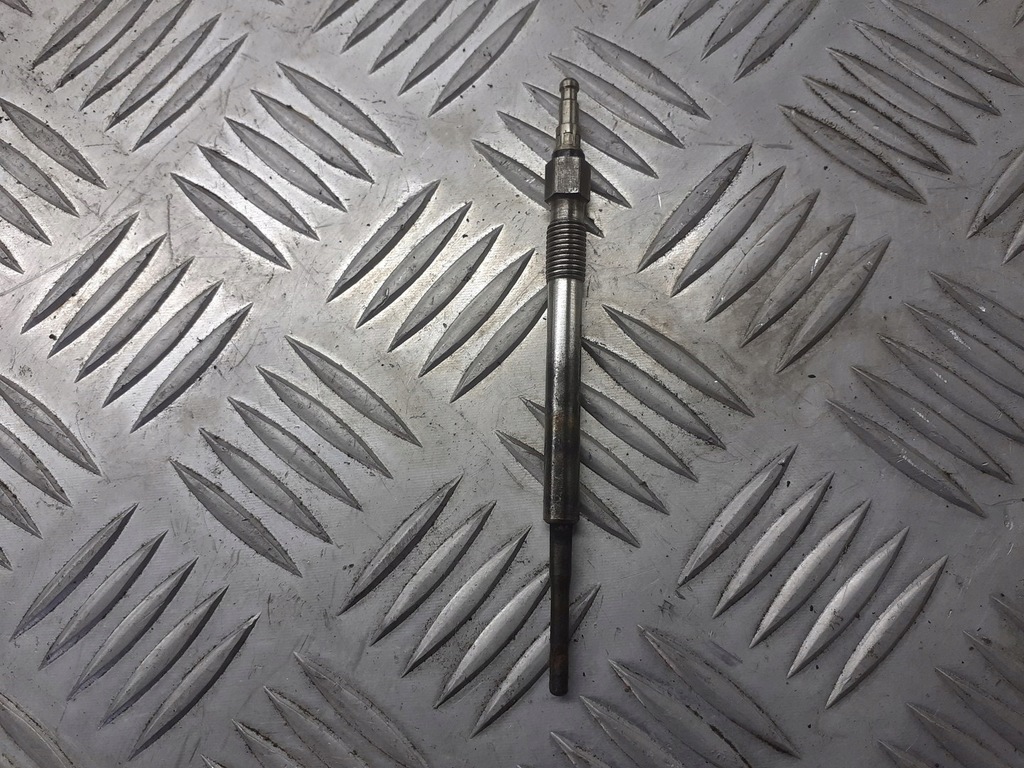 фото №1, Свеча накаливания vw golf v plus 2.0 tdi