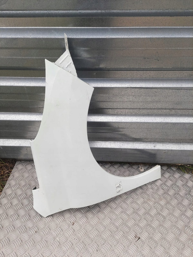 фото №1, Крыло правый перед передний peugeot 207