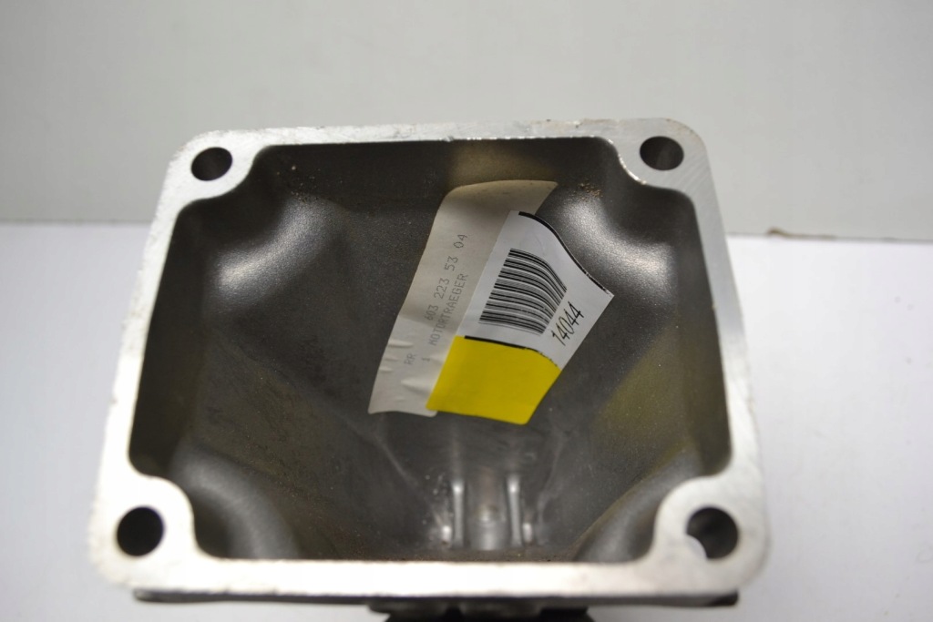 Mercedes w140 280 se 350 td кронштейн двигателя правая Недорого