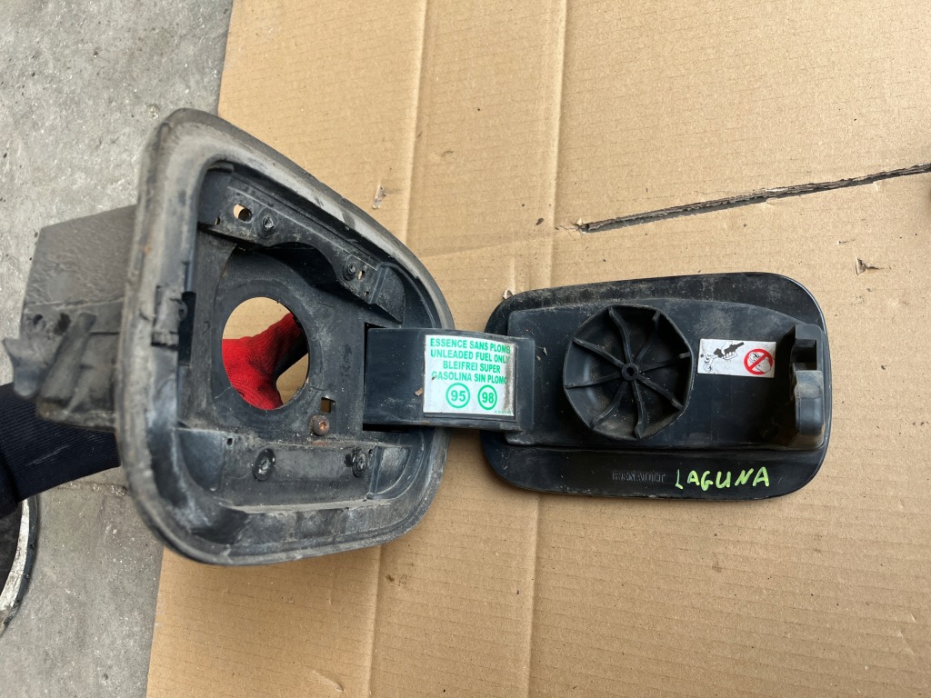 Кришка заливної пального renault laguna 3 2007-2013 hb Ціна