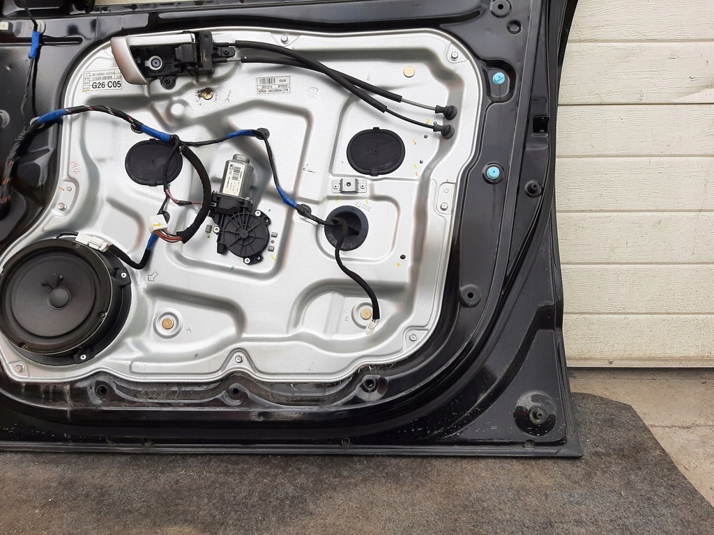 фото №9, Hyundai santa fe ii 06r дверь правый перед kod eb