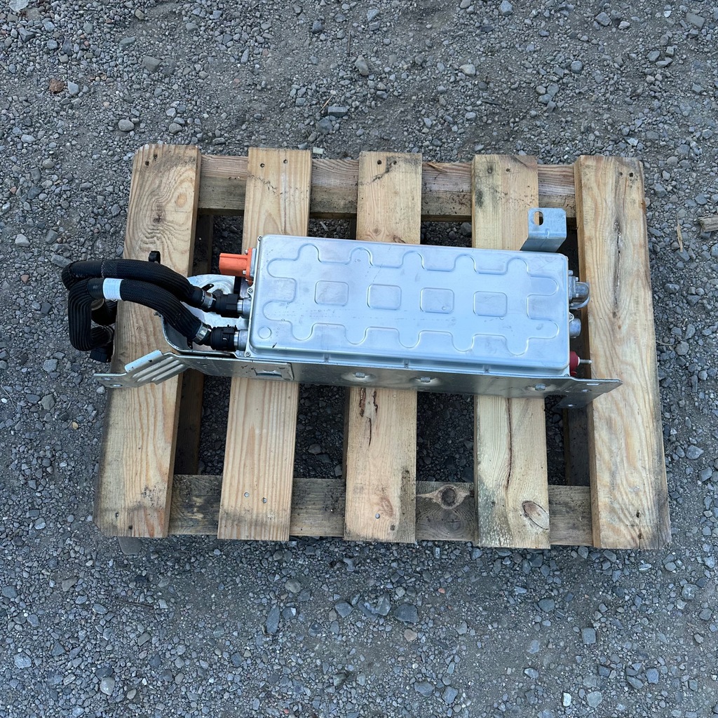 фото №1, Аккумулятор jeep compass ii hybrid 2021 rok 46352410