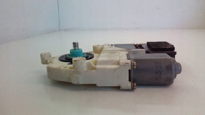 фото №8, Моторчик стекло правый перед citroen c4 i