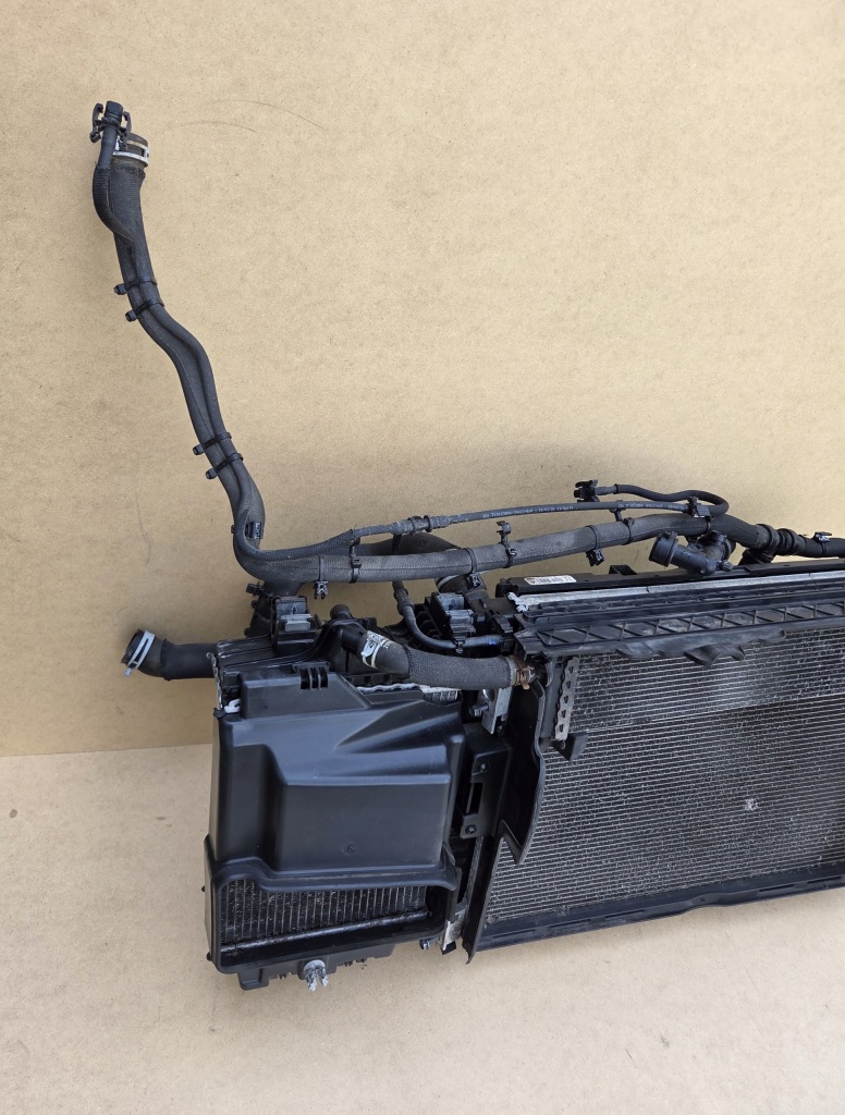 фото №12, Комплект радіатор renault clio v captur ii 1.5 blue dci 214109135r 19-