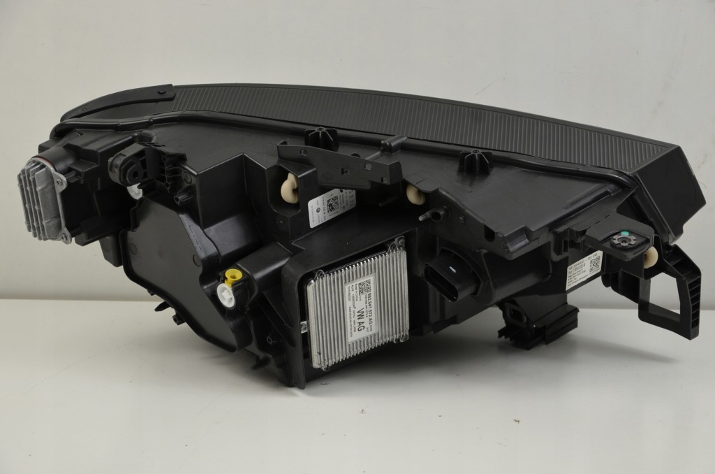 фото №14, Vw id.4 оригинальные лампы перед full led iq light 11b941035m/036m