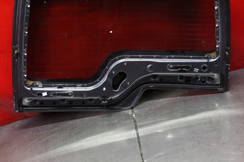 фото №12, Крышка багажника багажника задняя задняя верхний графитовая land rover discovery 3 iii 04-09