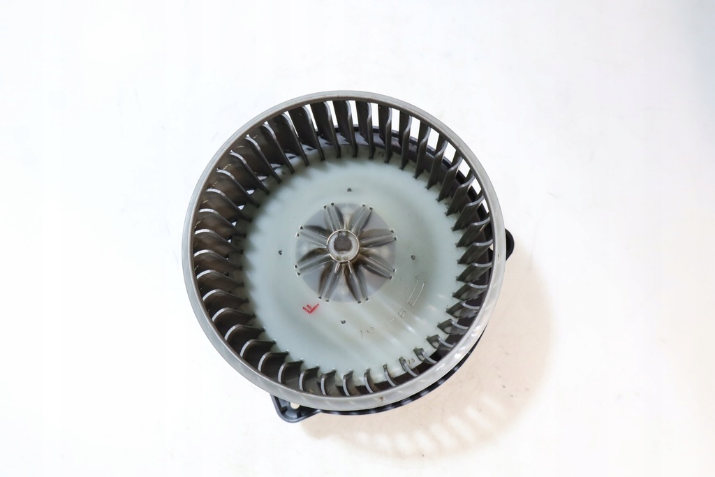 фото №1, Воздуходувка обдув toyota corolla ix e12