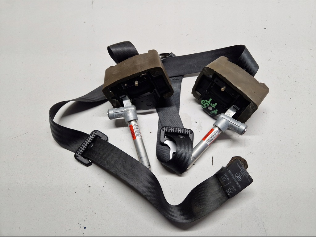 фото №1, Volvo v50 pas безпеки правий задня натягувач