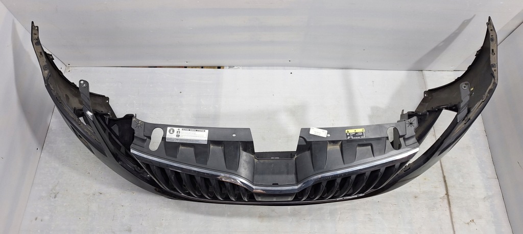 Купити Skoda octavia iii 3 lift бампер передній перед 5e0807221n