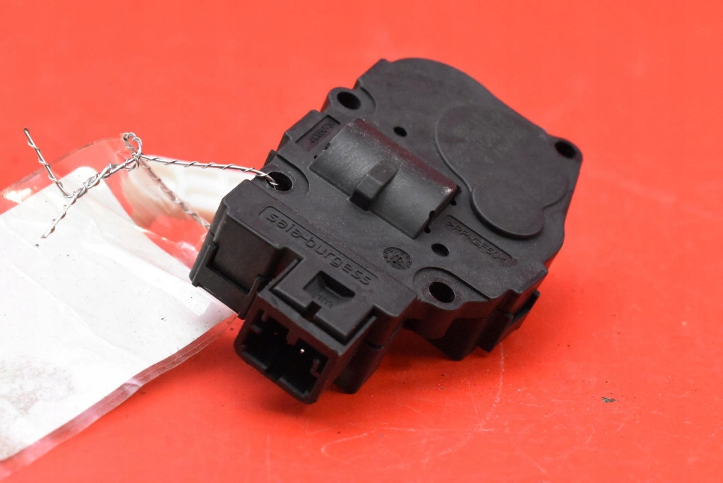 фото №6, Моторчик отопителя mf-113930-1380 jaguar xe x760 2.0 d 180 km 14-19