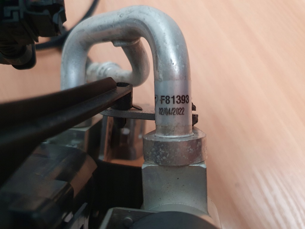 фото №12, Шланг wąż кондиціонера клапан peugeot e208 208 ii corsa f t16961c t588455