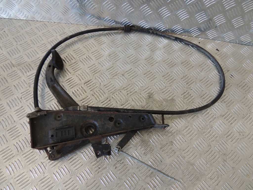 Купити Mercedes w114 w115 педаль гальма