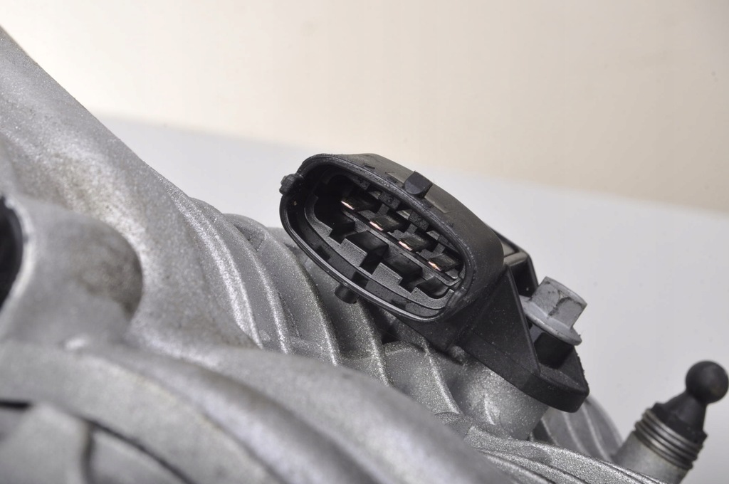 фото №7, Mclaren mp4 spider 3.8 коллектор всасывающий 00048048