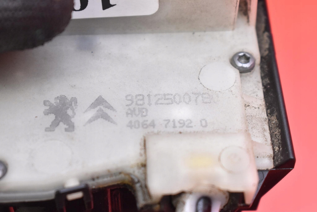 фото №8, Замок дверь правый перед передний eu 981250078 peugeot 2008 1 i 17-20