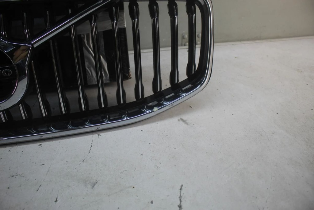 фото №2, Решётка радиатора volvo xc60 ii 2