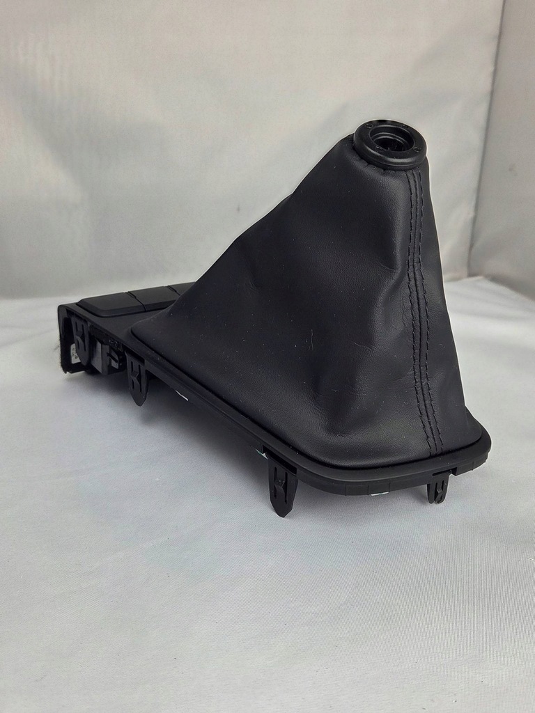 фото №7, Hyundai i20 iii ручка перемикання передач чохол bdb