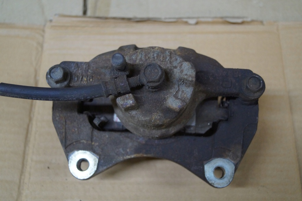 фото №5, Суппорт тормозной левый перед mitsubishi asx 1.6b