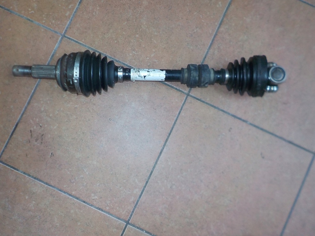 фото №1, Привідний вал ліва kadjar 1.2 tce 1.5 dci 391014pa0b