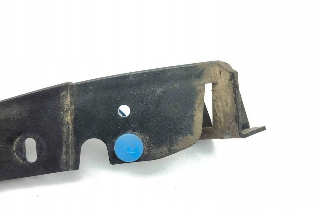 фото №12, Правий напрямна заднього бампера bmw i3 i01 19593510 0.6l 2015