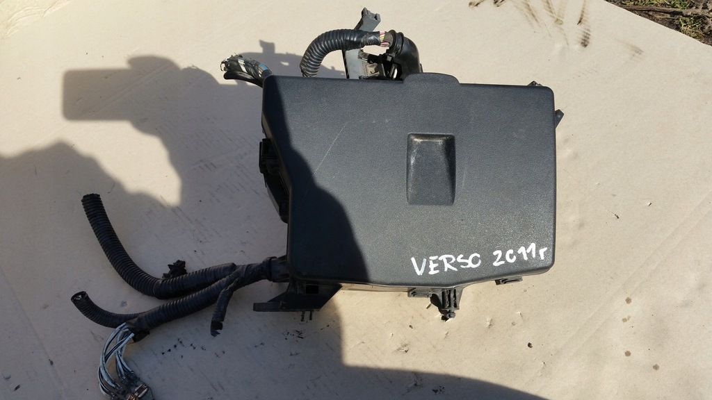 фото №1, Коробка запобіжників toyota corolla verso 82111-0fc00